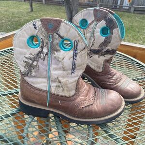 Ariat Brown and Teal Cowboy Boots7.5B
